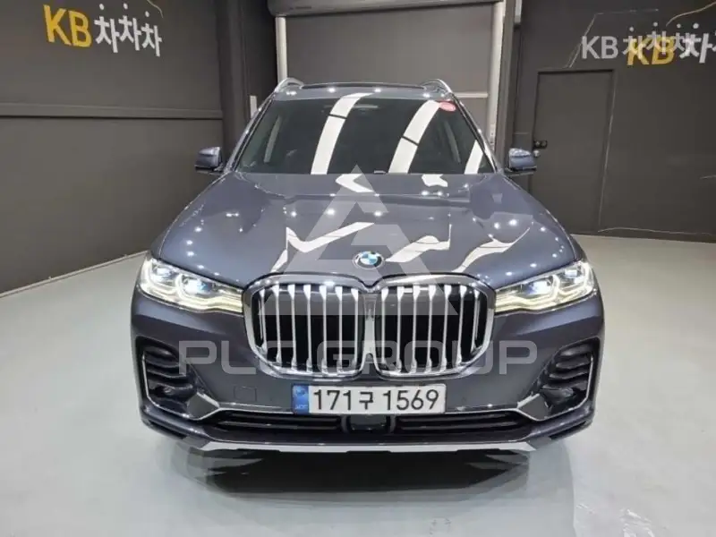 2021 BMW X7