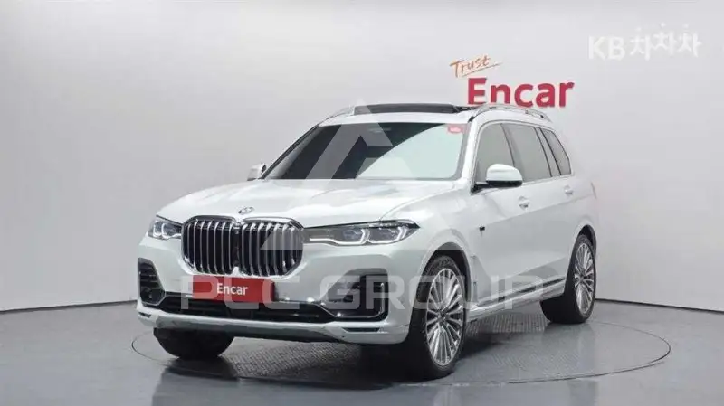 2021 BMW X7