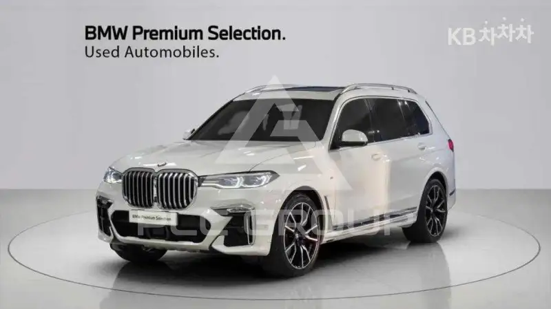 2021 BMW X7