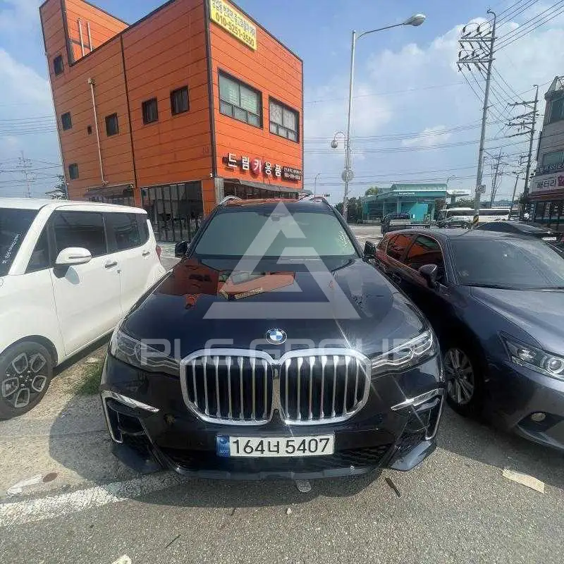 2021 BMW X7