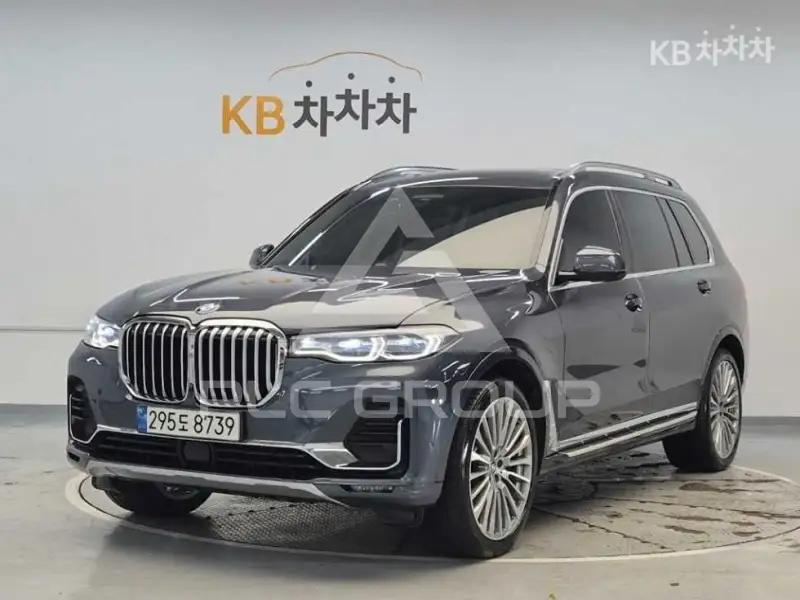 2021 BMW X7