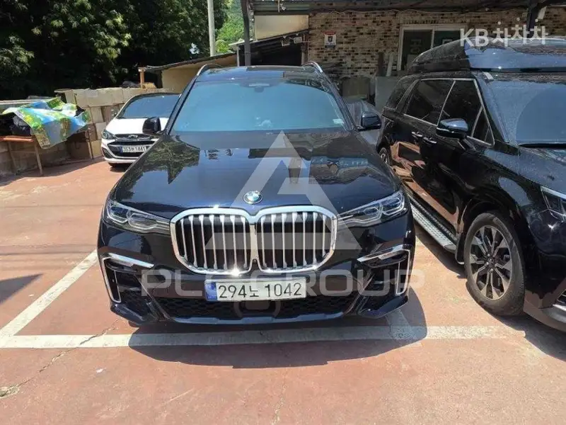 2021 BMW X7