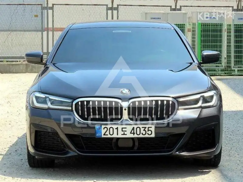 2021 BMW 5 Series