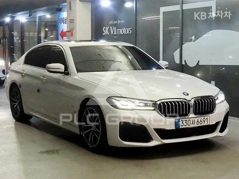 2021 BMW 5 Series