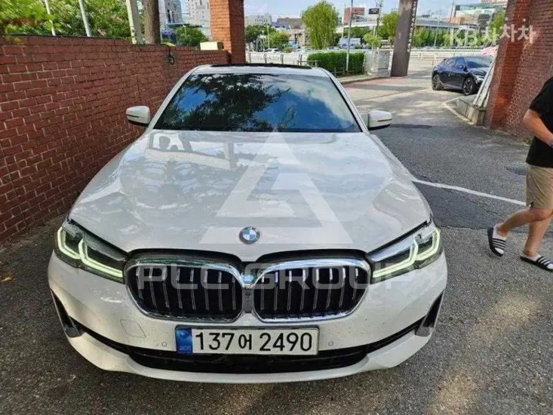 2021 BMW 5 Series