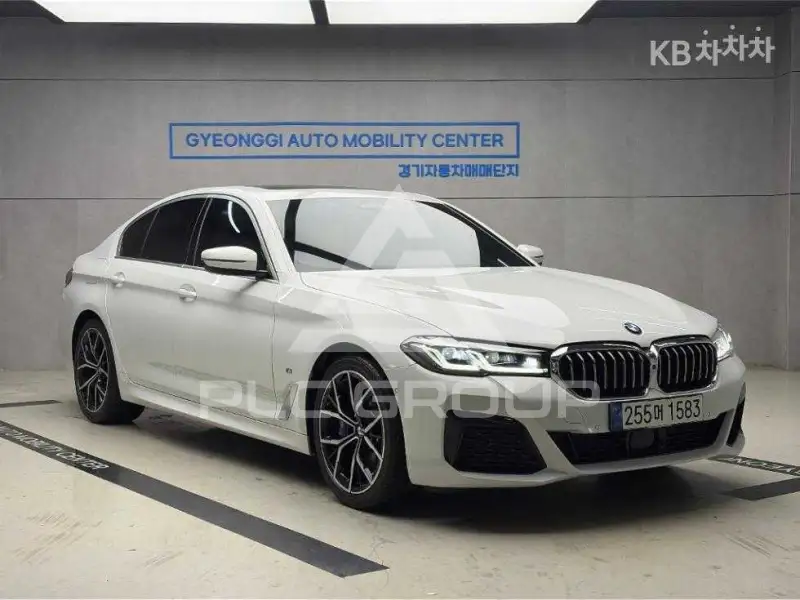 2021 BMW 5 Series