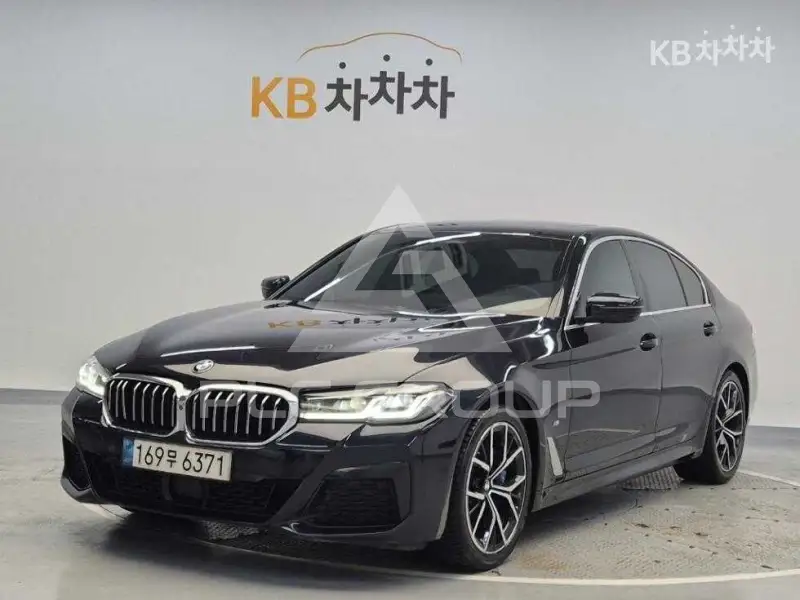 2021 BMW 5 Series