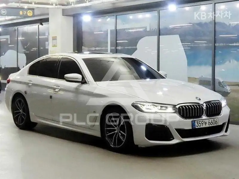 2021 BMW 5 Series
