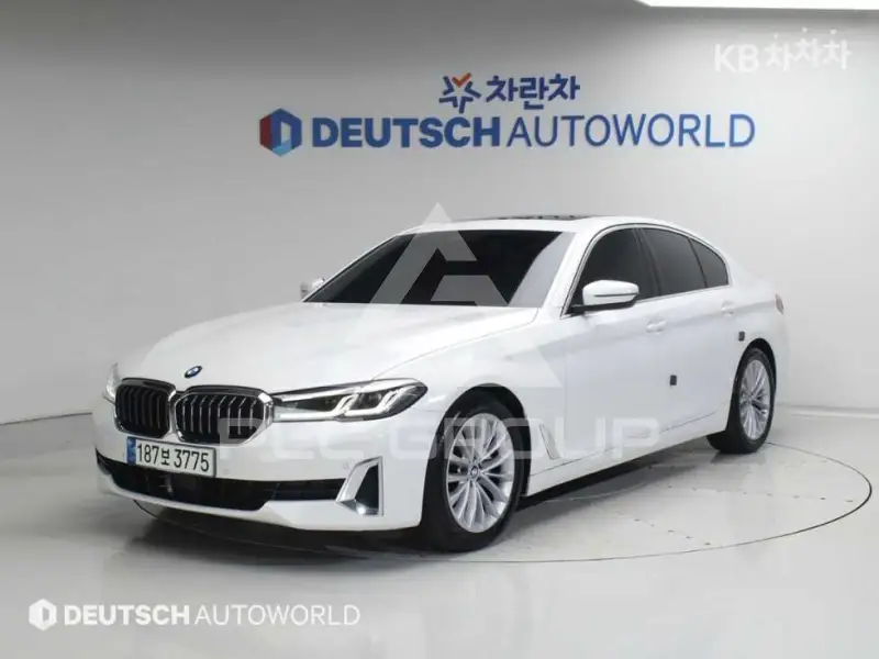 2021 BMW 5 Series