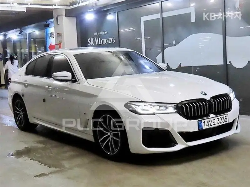 2021 BMW 5 Series