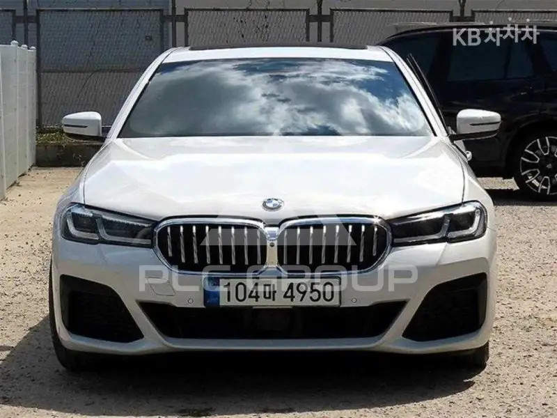 2021 BMW 5 Series