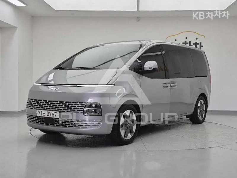2021 Hyundai Staria