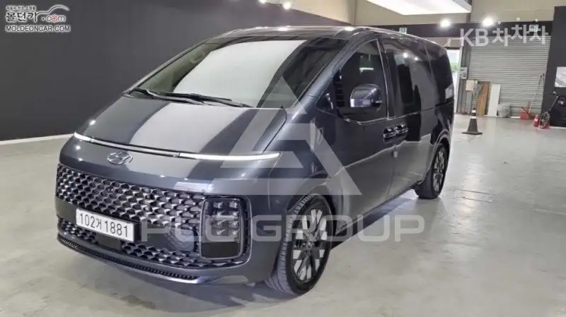 2021 Hyundai Staria