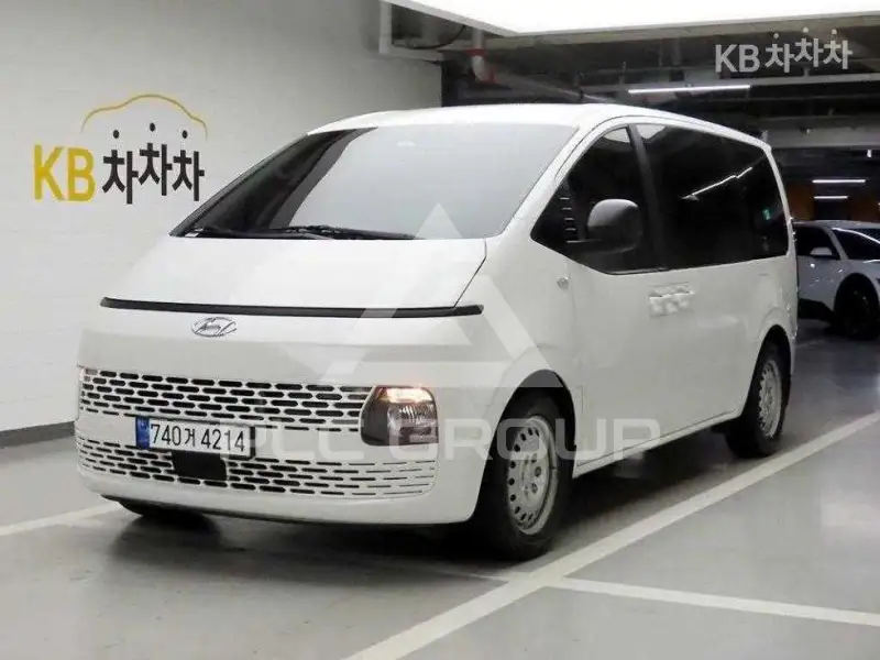 2021 Hyundai Staria