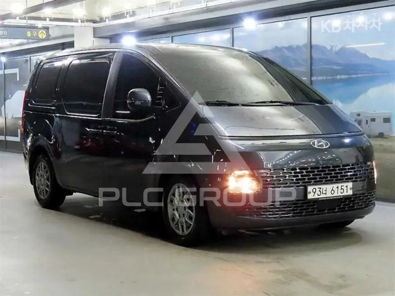 2021 Hyundai Staria