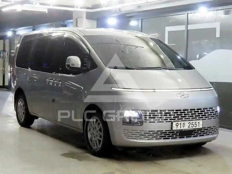 2021 Hyundai Staria