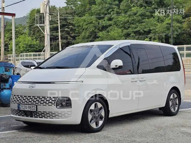 2021 Hyundai Staria