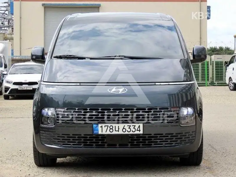 2021 Hyundai Staria