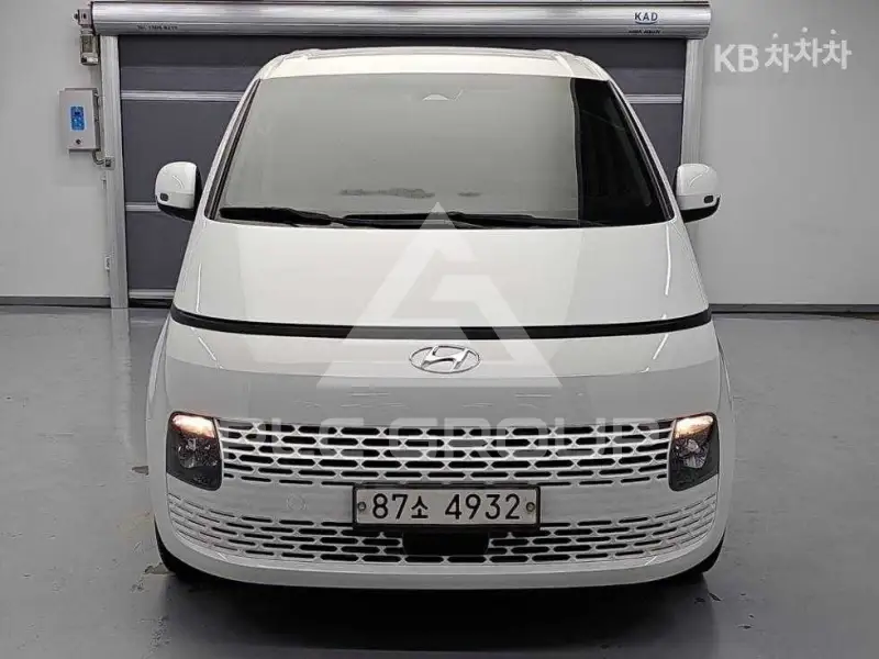 2021 Hyundai Staria