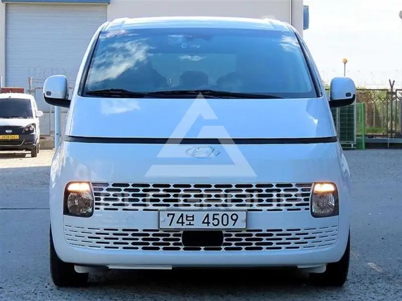 2021 Hyundai Staria