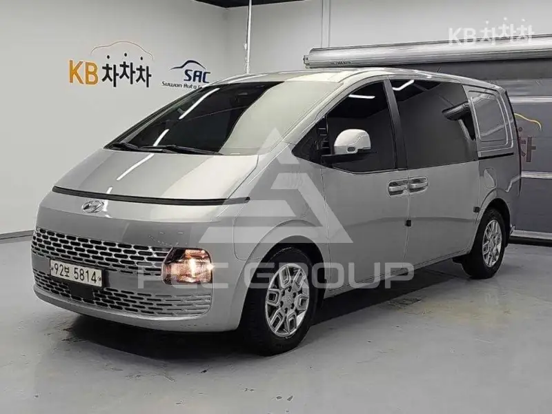2021 Hyundai Staria