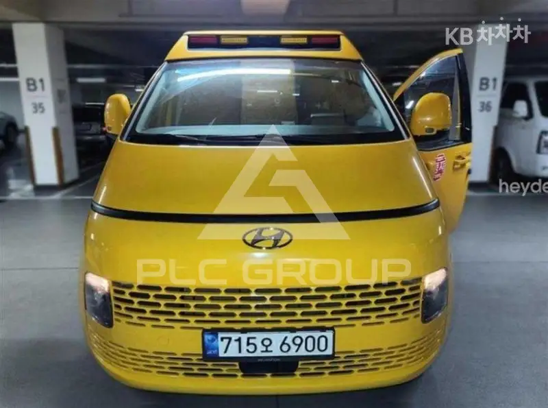 2021 Hyundai Staria