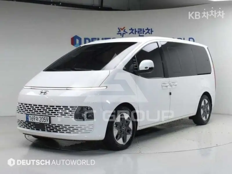 2021 Hyundai Staria