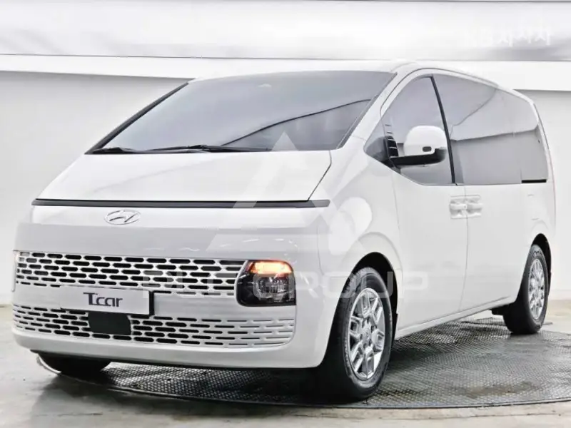 2021 Hyundai Staria