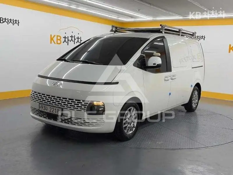 2021 Hyundai Staria