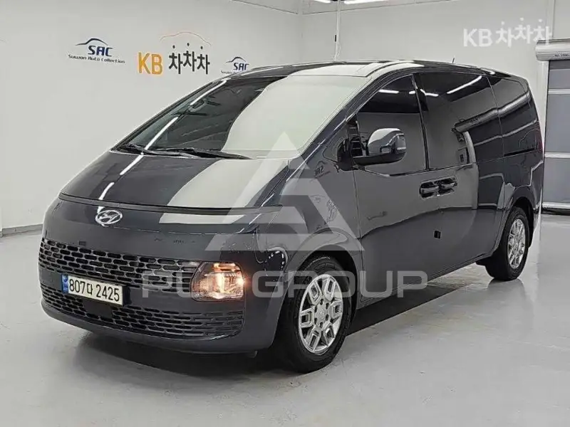 2021 Hyundai Staria