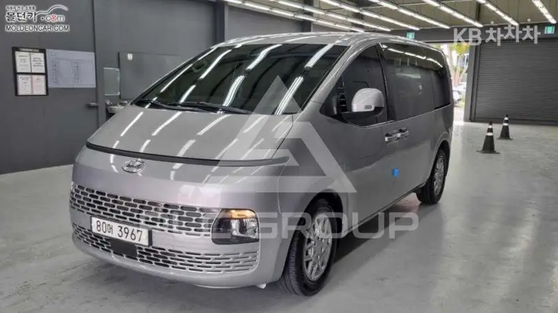 2021 Hyundai Staria