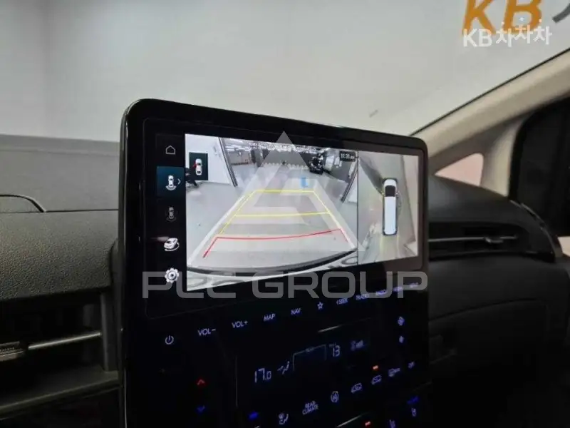 2021 Hyundai Staria