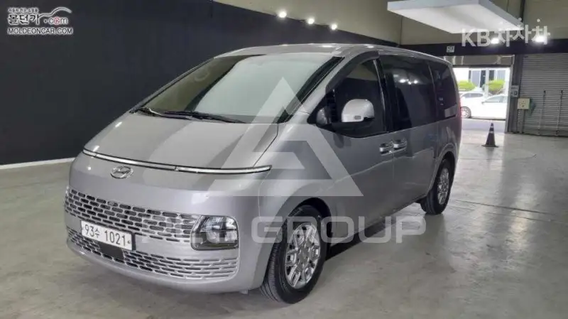 2021 Hyundai Staria