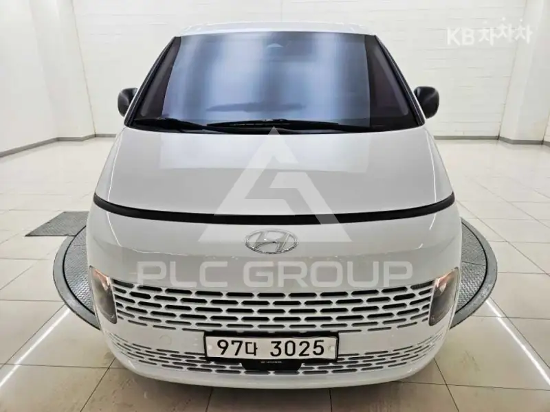 2021 Hyundai Staria
