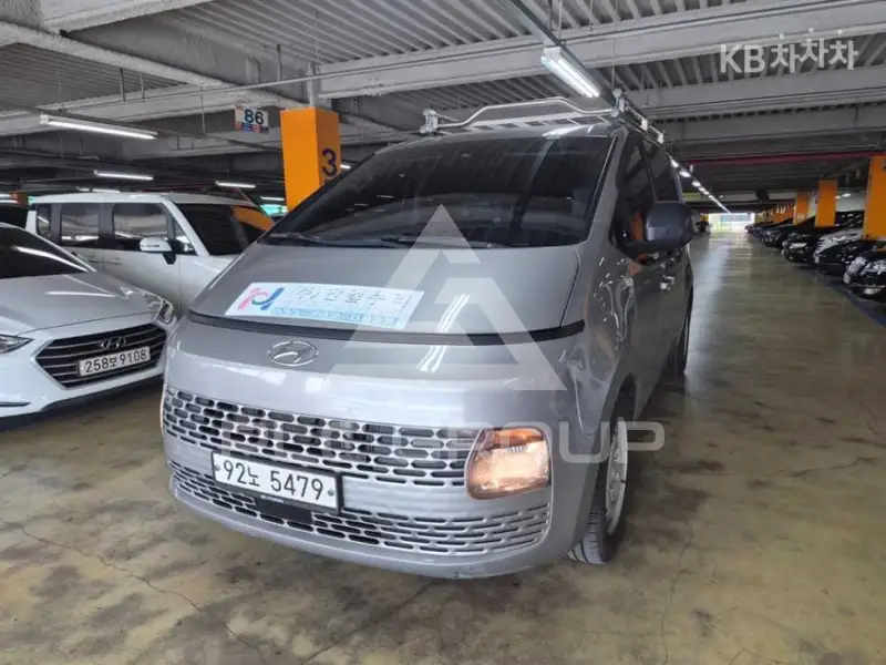 2021 Hyundai Staria