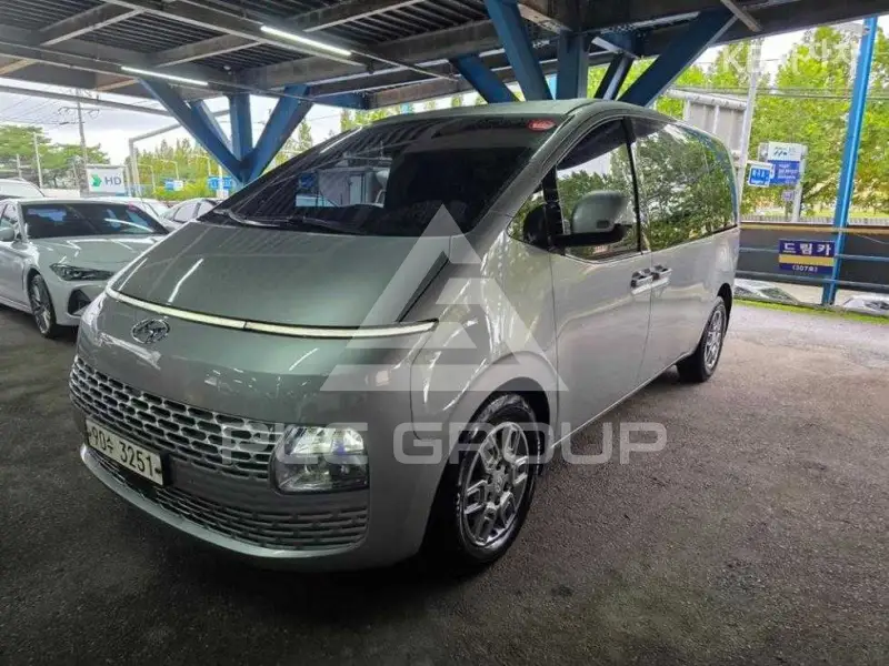 2021 Hyundai Staria