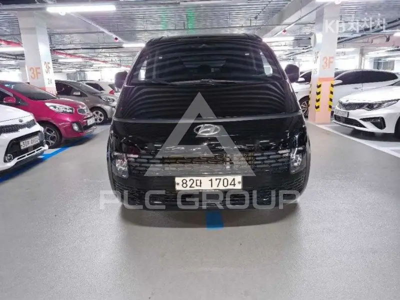 2021 Hyundai Staria