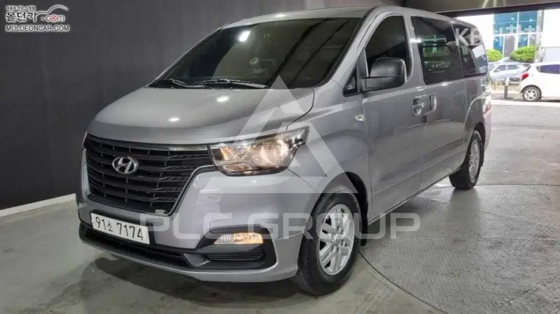 2021 Hyundai Starex