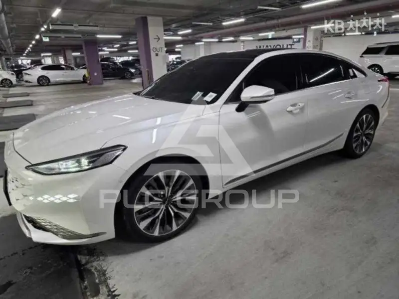 2021 KIA K8