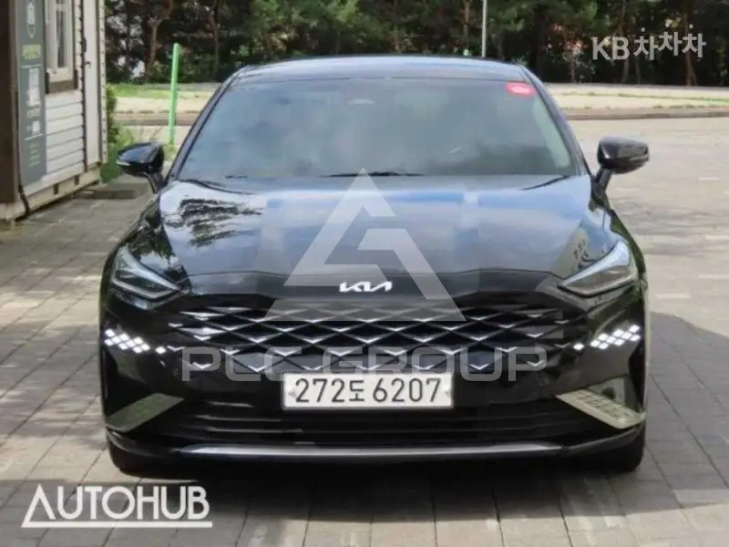 2021 KIA K8