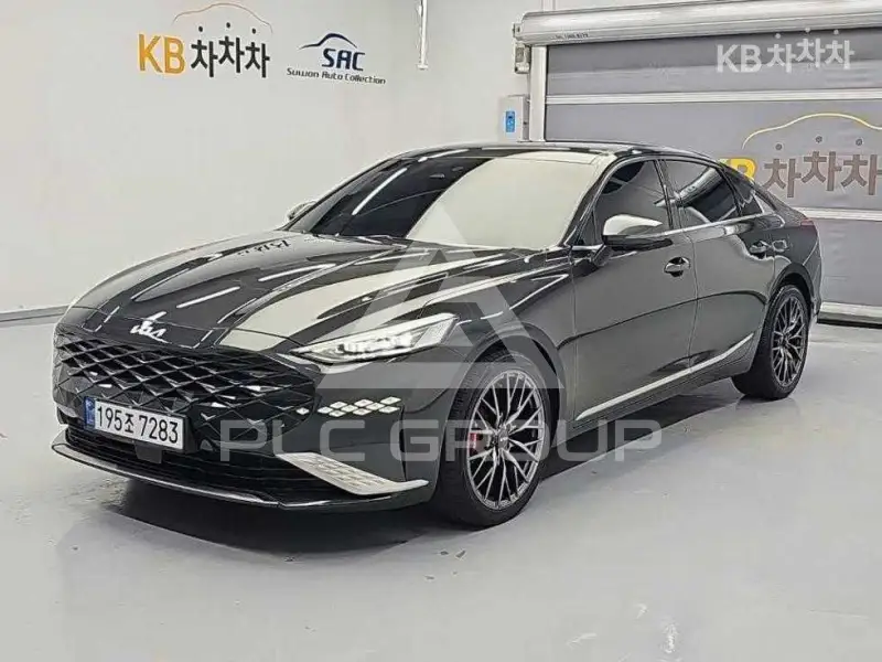 2021 KIA K8