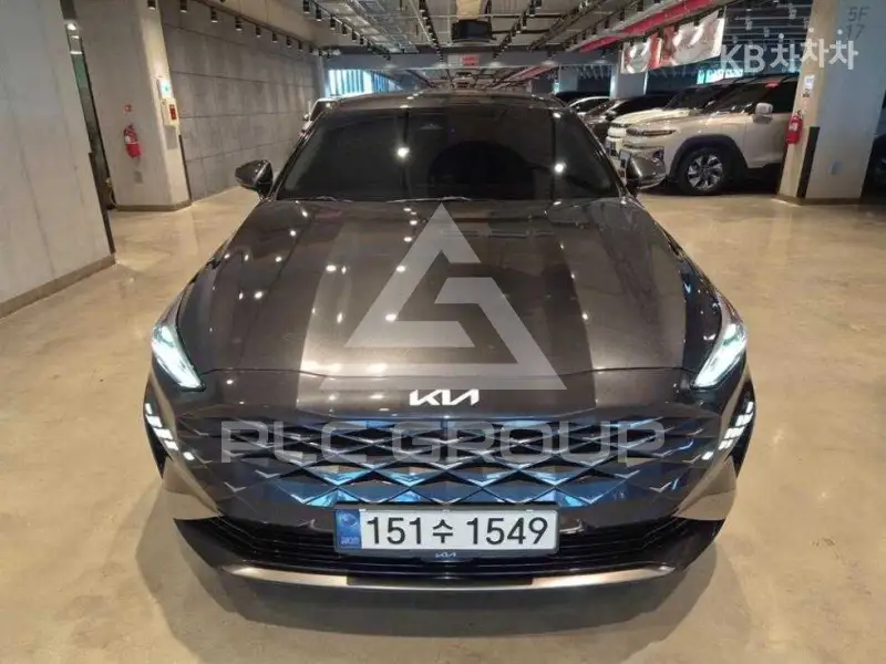2021 KIA K8