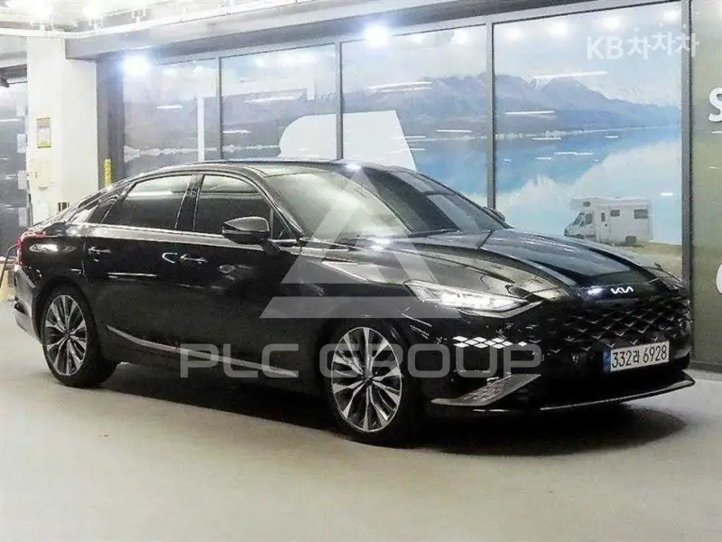 2021 KIA K8