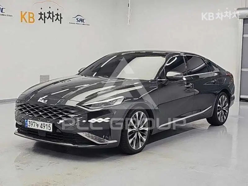2021 KIA K8