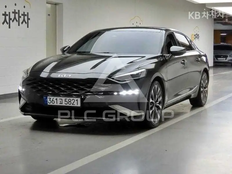 2021 KIA K8