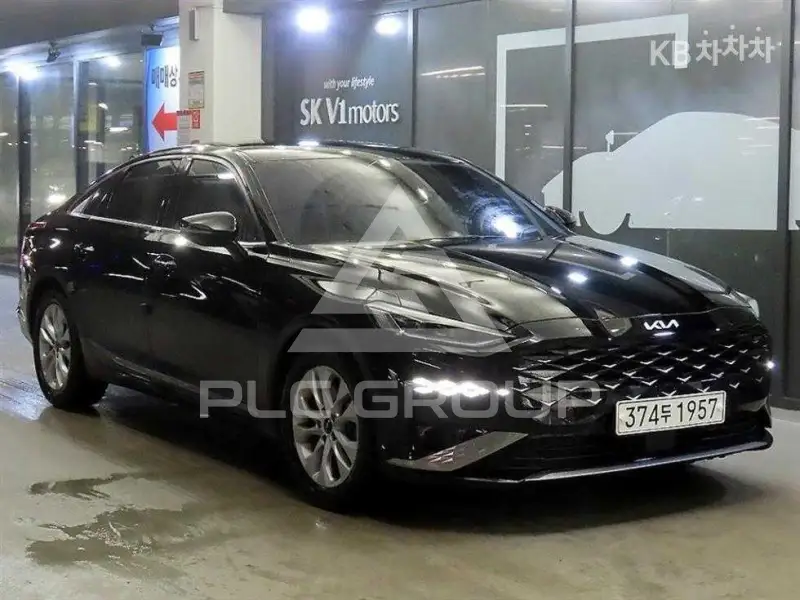 2021 KIA K8