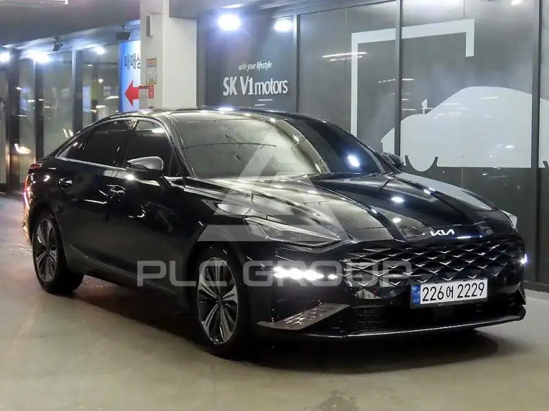 2021 KIA K8