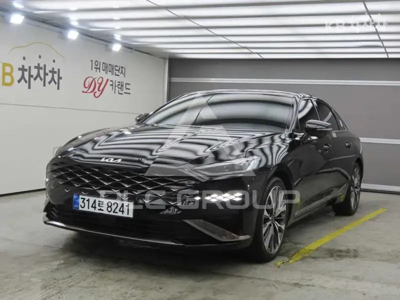 2021 KIA K8