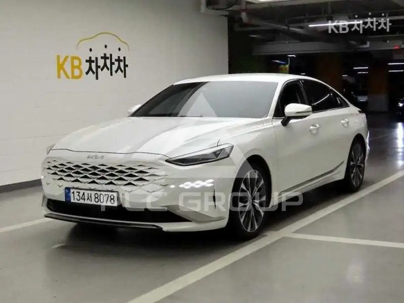 2021 KIA K8