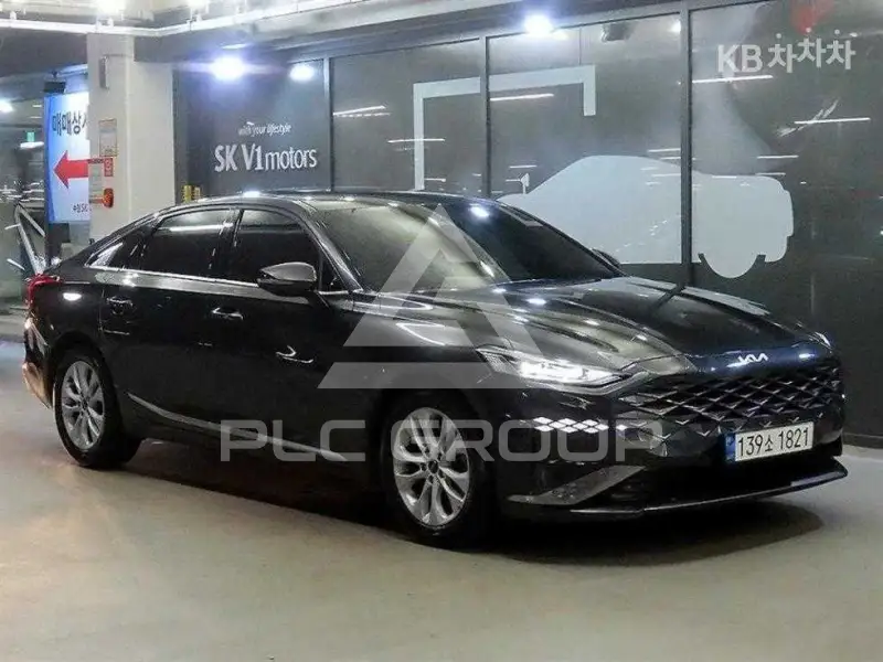 2021 KIA K8
